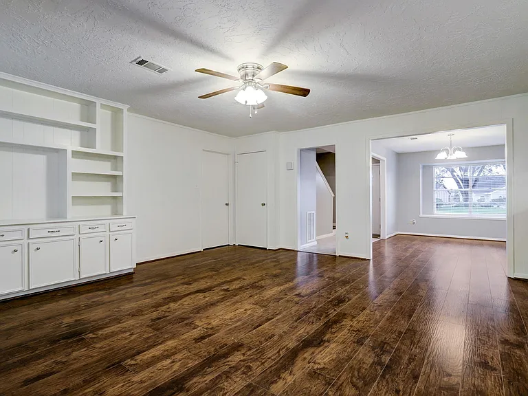 12346 Huntington Venture Dr — Photo 7