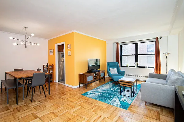 Sold by Compass | media 2