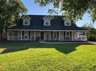 6734 Plantation Dr, Cove, TX 77523