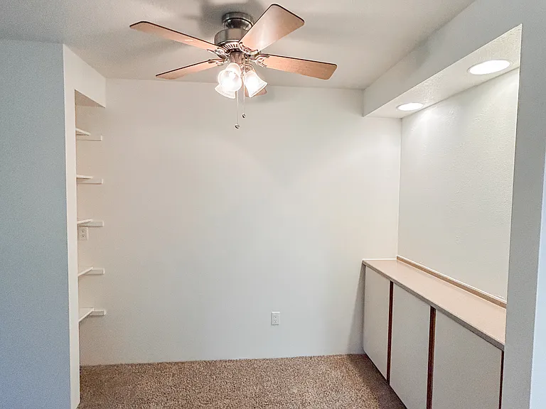 Stone Creek Apartments Beaverton — Photo 53