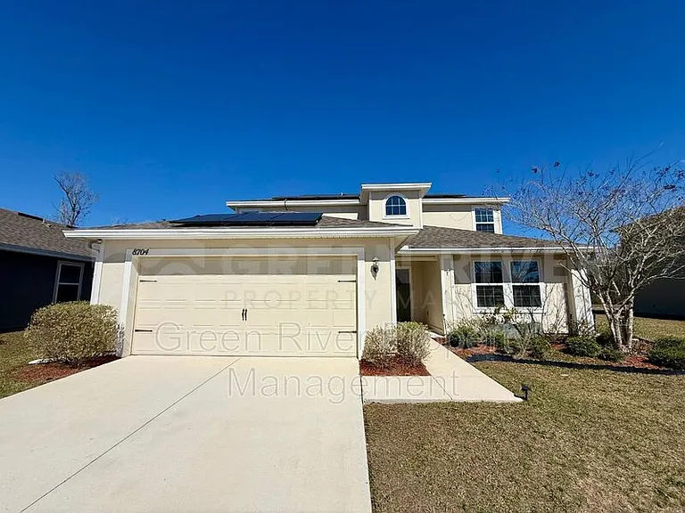 8704 Lake George Cir W — Photo 2