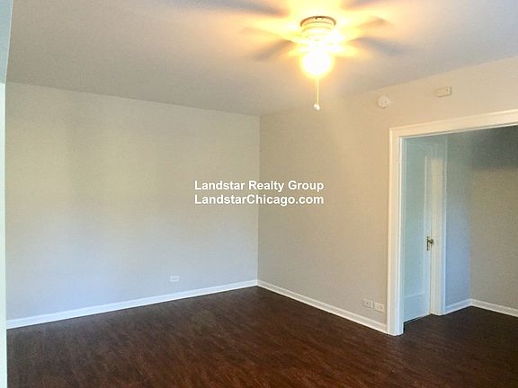 3rd image of 1429 W Lunt Ave #301