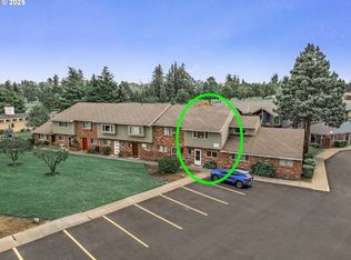 1802 NE Hogan Dr, Gresham, OR 97030