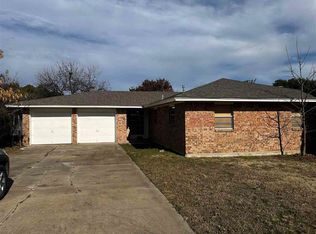 6121 NW Cheyenne Ave, Lawton, OK 73505