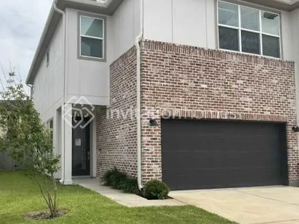 10518 Executive Lake Dr, Stafford, TX 77477