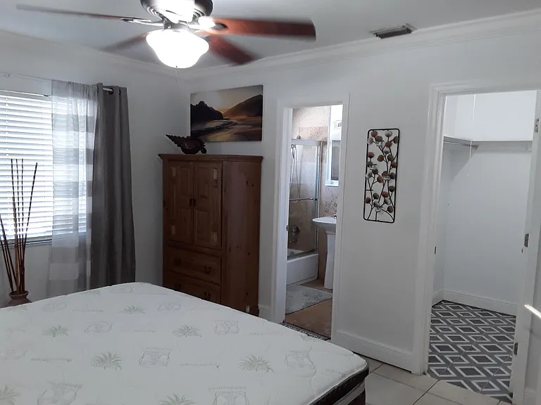 2515 SE 1st Ct — Photo 13