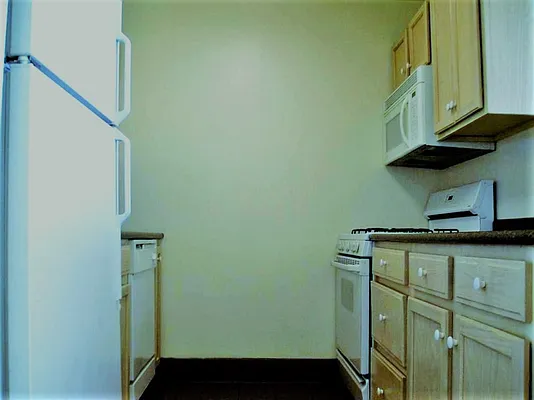 Rented by Voro New York | media 34