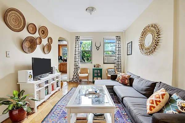 Rented by Compass | media 8