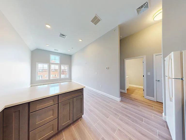 Hill Estates — Photo 17