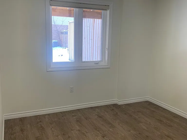 142 Rivertrail Ave — Photo 7