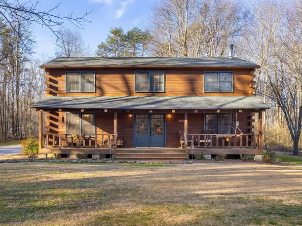 104 Wayside Ln, Lookout Mountain, GA 30750