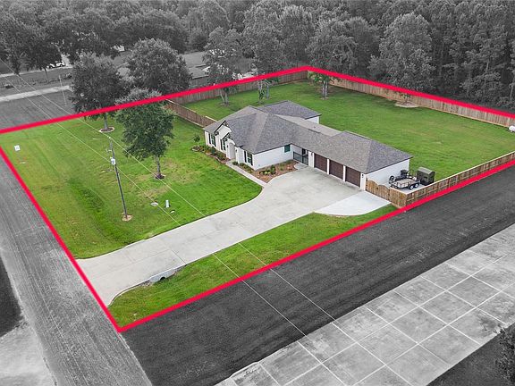 2nd image of 572 Pinchback Dr
