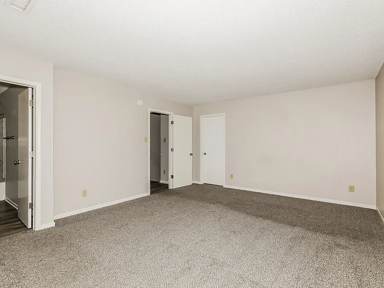 9205 Middlebury Way — Photo 10