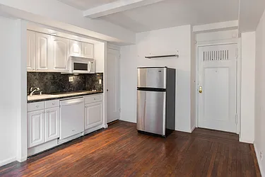 Sold by Renetta Real Estate