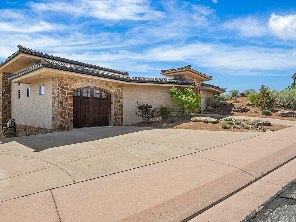 1st image of 325 Hearthstone Ct