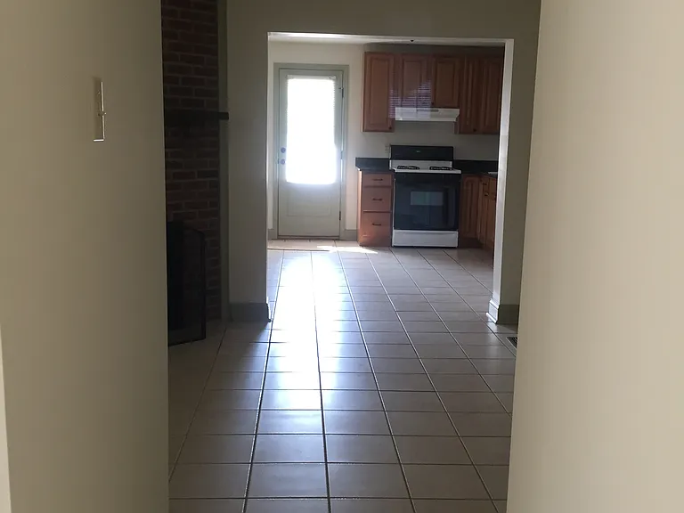 209 Longwood Rd #1 — Photo 5