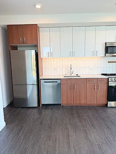 Flow Eastlake Apartments — Photo 78