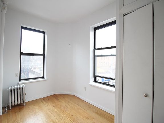 3rd image of 132 2nd Ave #B2