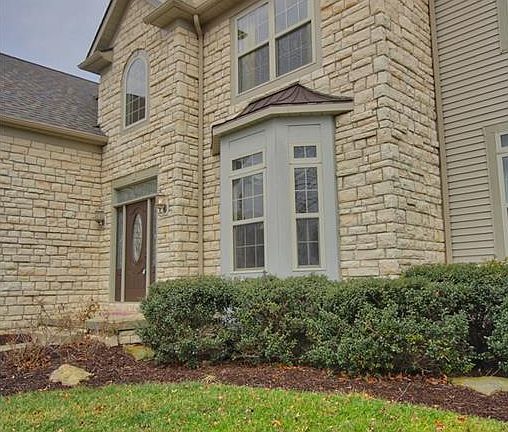 2nd image of 5985 Flowering Woods Dr