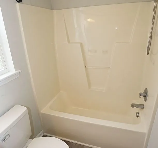 116 Howell Dr — Photo 28