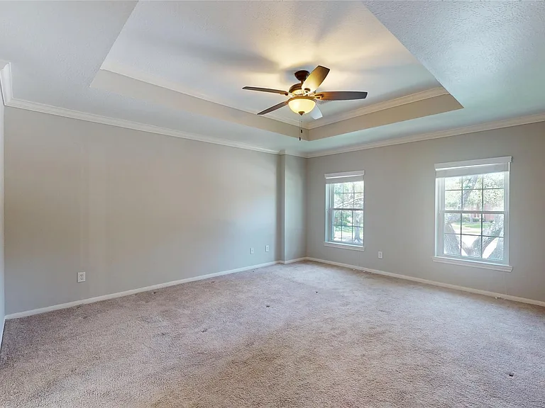 23027 Lodgepoint Dr — Photo 14