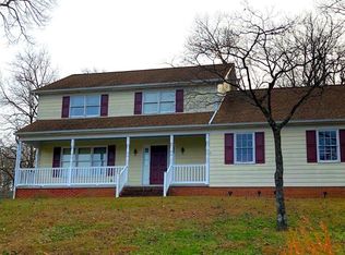 2 Rosewood Dr, Fredericksburg, VA 22408