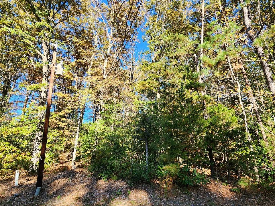 1st image of 205 & 207 Hale Dr