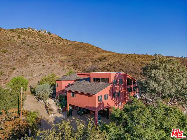 34136 Mulholland Hwy — Photo 60