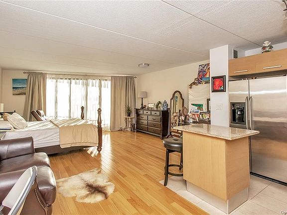 4th image of 1155 Warburton Ave APT 11K