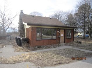 N8717 Briggs St, East Troy, WI 53120