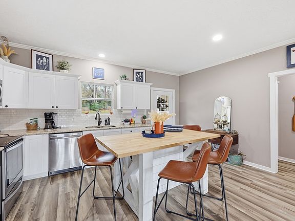 12th image of this home