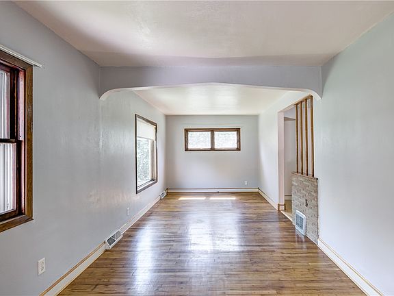 2nd image of 3143 Delbert Road