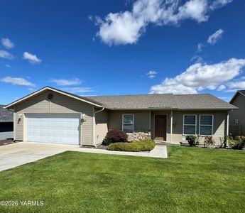 1609 W Naches Ave, Selah, WA, 98942