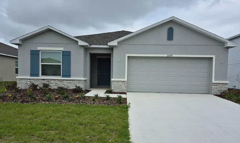 4 bed, 1848 sqft, $2,300 — Photo 2