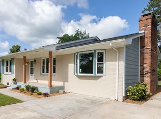208 Forest View Dr, Havelock, NC 28532