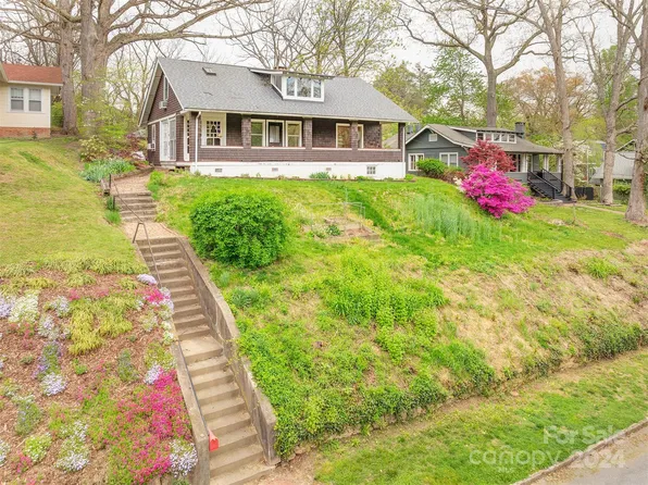 30 Linden Ave, Asheville, NC 28801