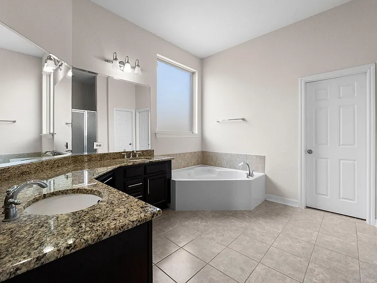 2665 Granite River Ln — Photo 20