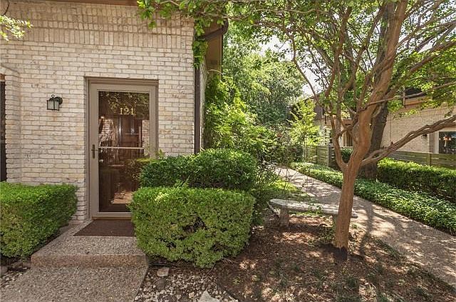 1st image of 7801 Shoal Creek Blvd APT 121