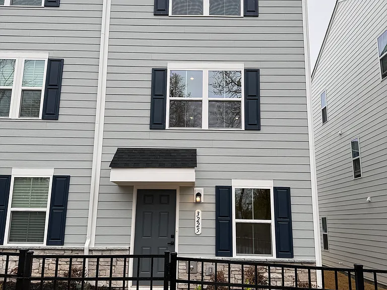 3225 Dannelly Towns Aly — Photo 1