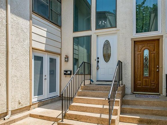 5th image of 826 Pebble Beach Dr