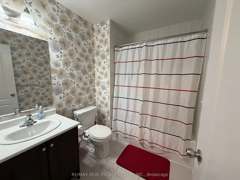14 Twistleton St — Photo 17