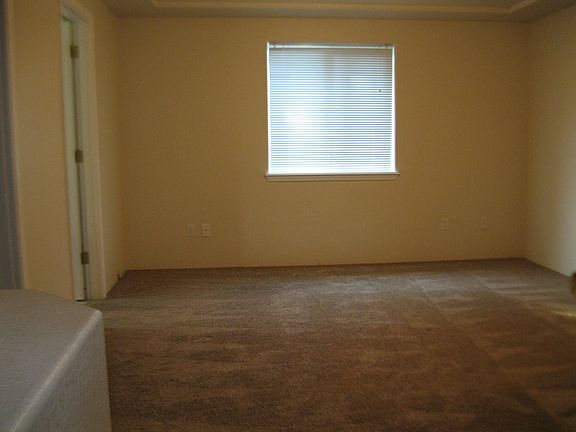 5th image of 547 Teakwood Dr