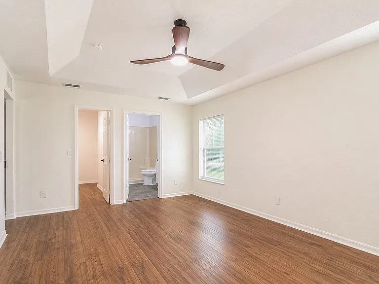 5373 NW 64th St — Photo 34
