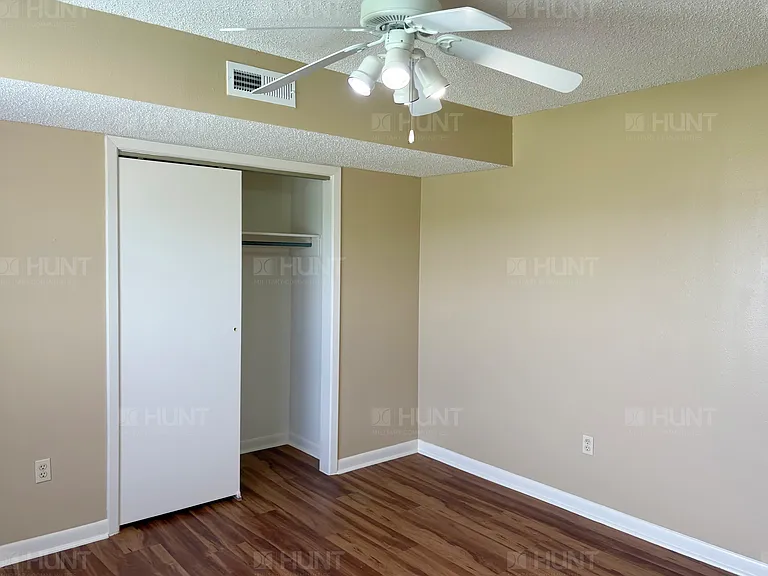 9044 McConnell St — Photo 17