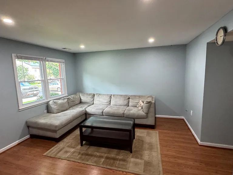 14582 Earlham Ct — Photo 3