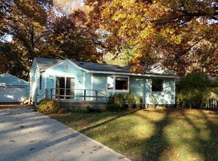 393 5th Ave, Holland, MI 49424