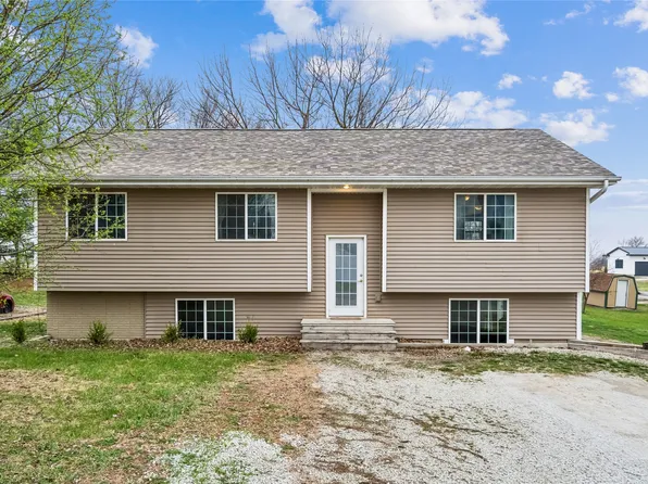 465 N Jackson St, Truro, IA 50257