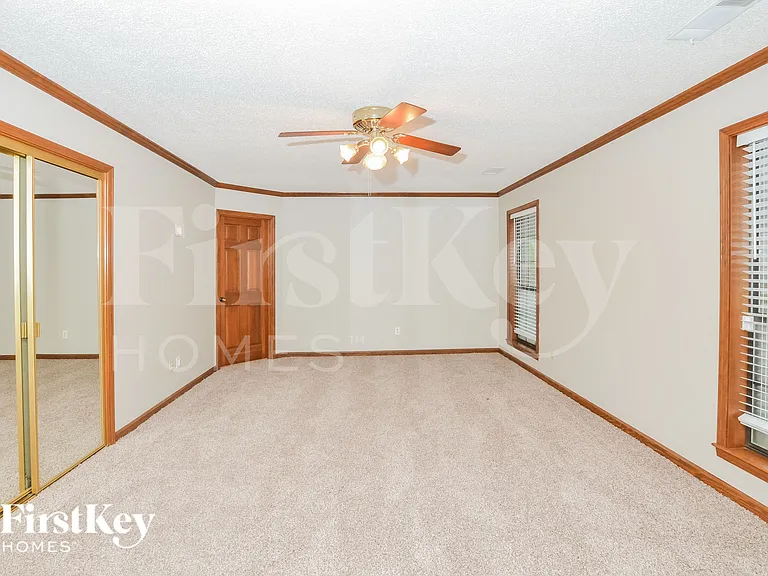 3943 Green Spruce Bnd — Photo 8