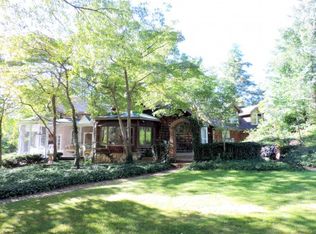 2461 Hochberger Rd, Eau Claire, MI 49022