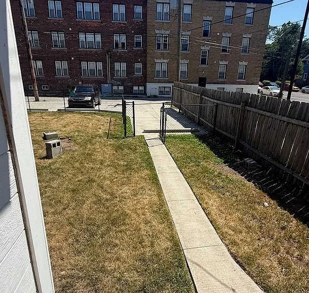 151 Calvert St — Photo 18